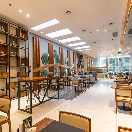 Hotel Land Plaza 라플라타 외부 사진