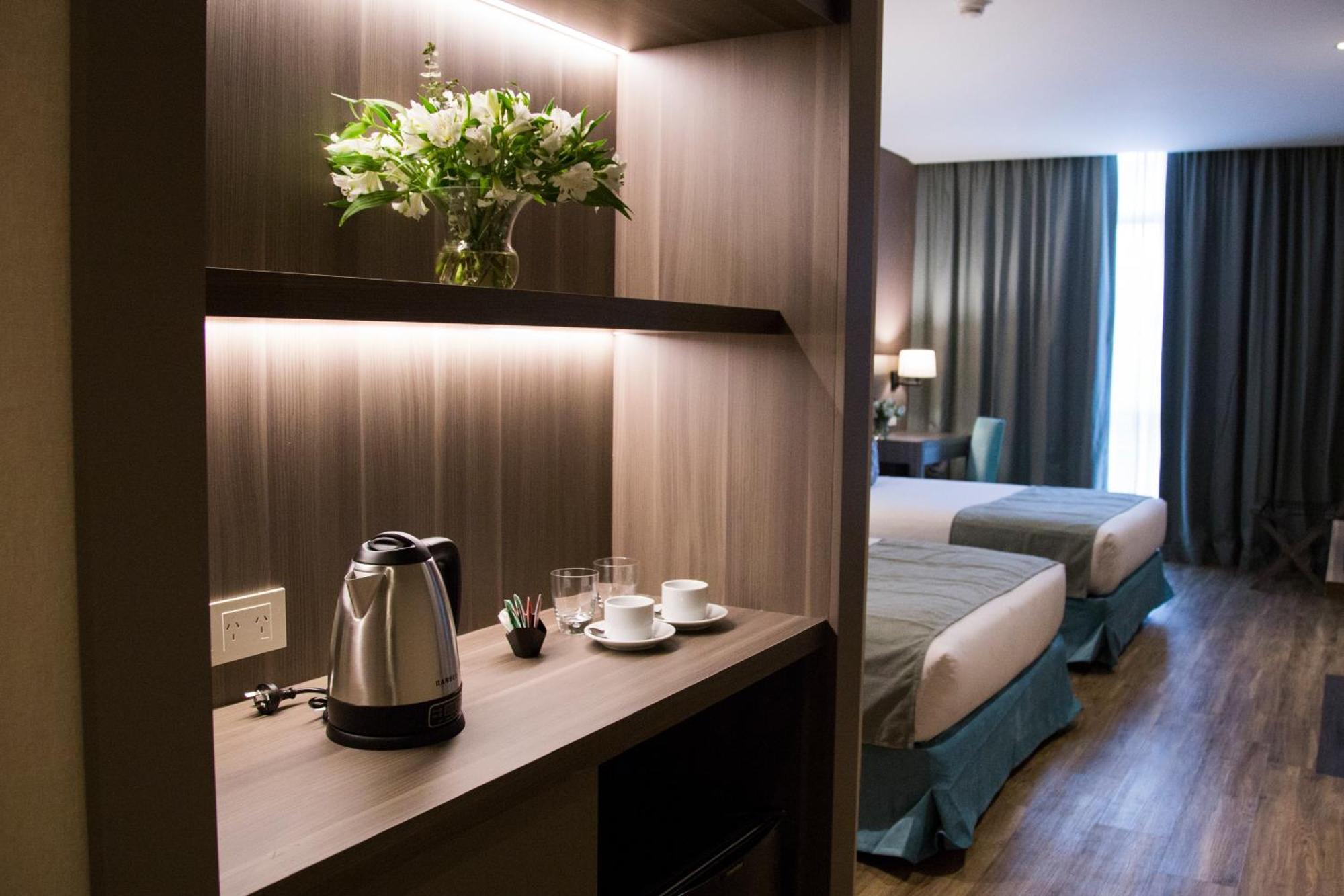 Hotel Land Plaza 라플라타 외부 사진