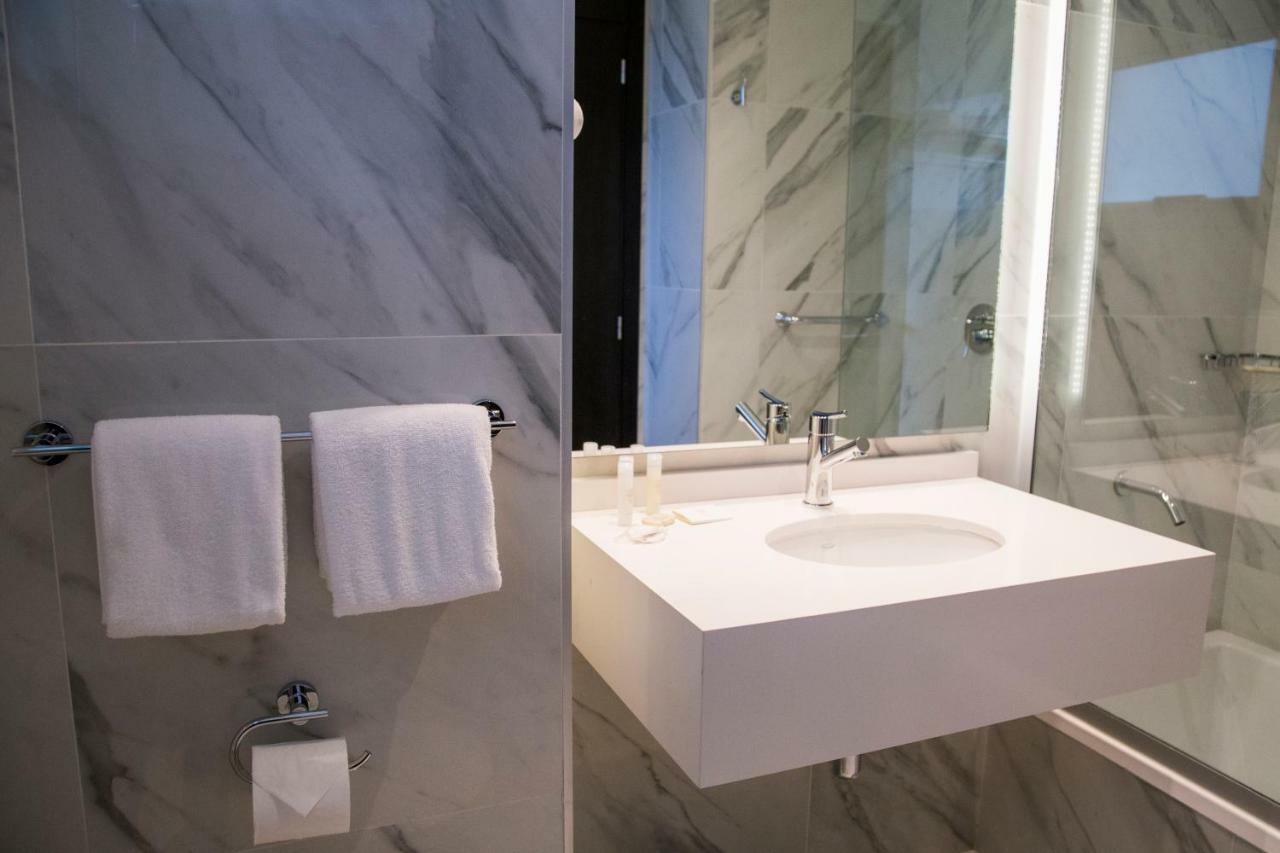 Hotel Land Plaza 라플라타 외부 사진